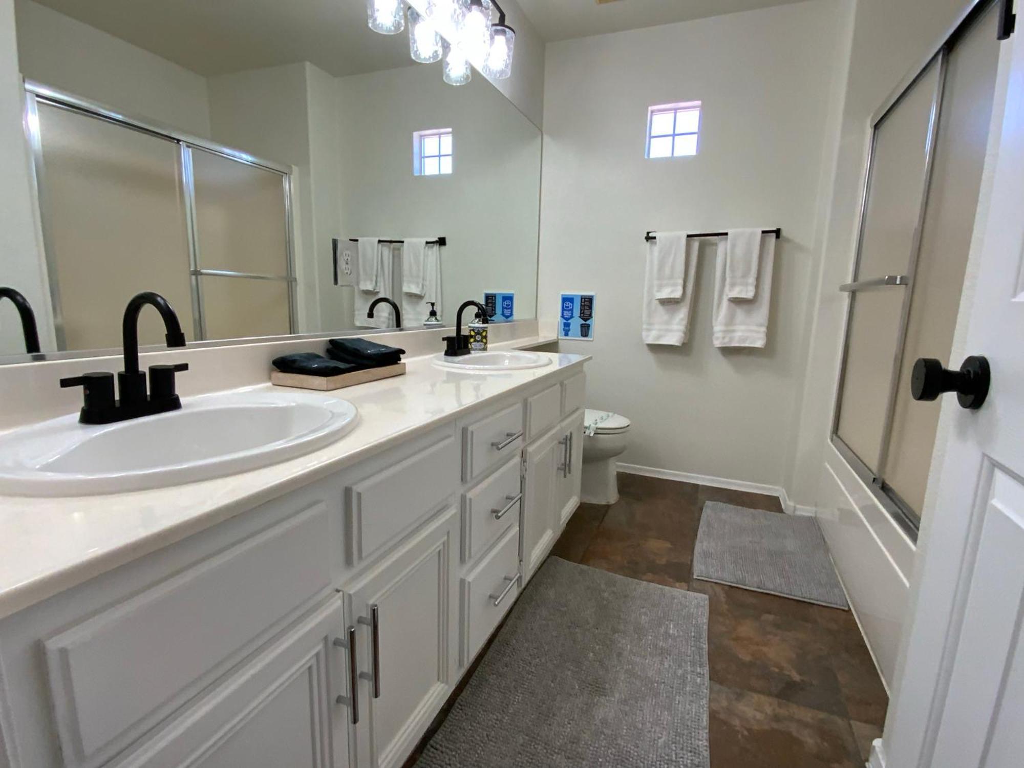 Buddha Gem, Central 6 Bed Room Luxury Home With Pool Hot Tub Game Room And Much More Las Vegas Extérieur photo